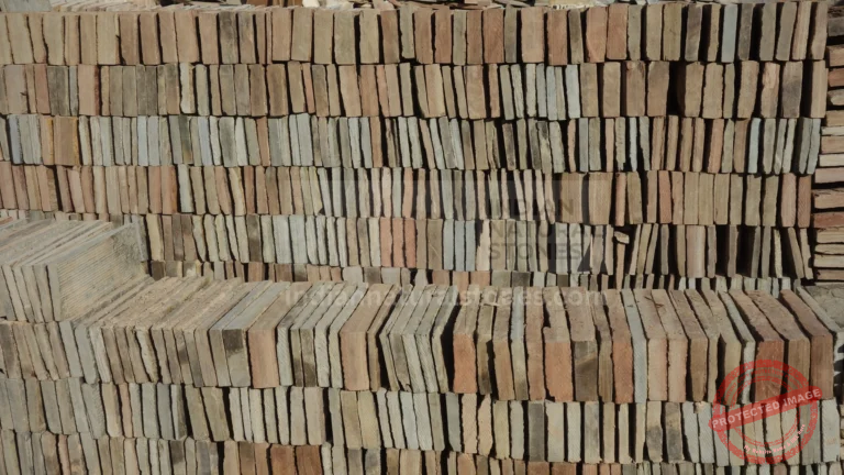 Read more about the article Slate Quartzite Tiles Manufacturers Suppliers and Exporters in India